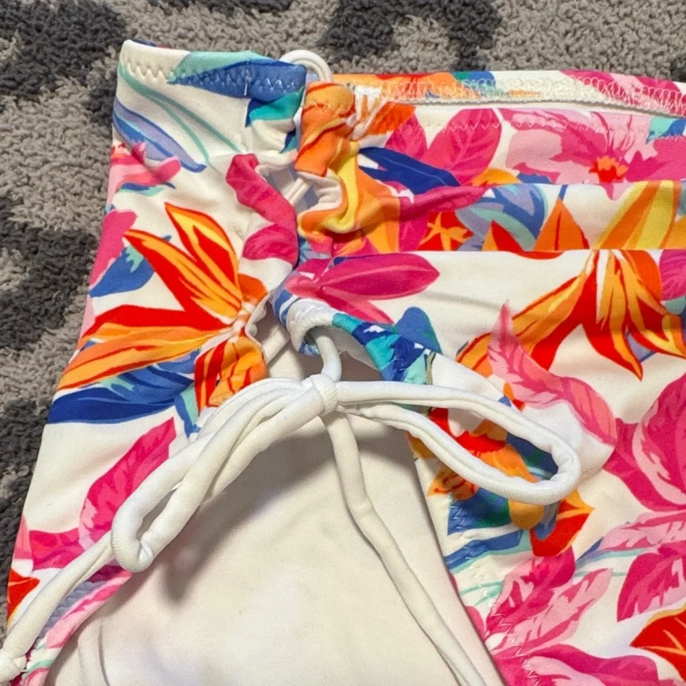 Elomi Savaneta Floral High-Waisted Bikini Bottom W LaceUp Side Detail Size US 14 - Picture 3 of 5